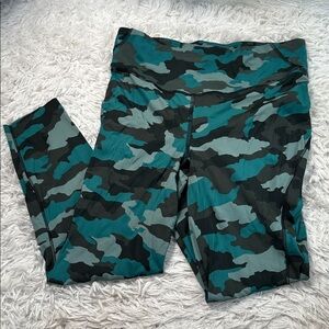 Lululemon Base Pace High-Rise Running Tight 25" Heritage 365 Camo Tidewater Teal